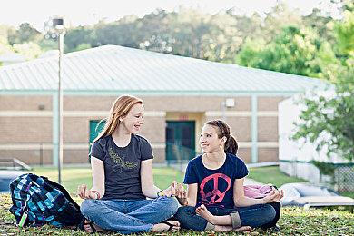 《赛博朋克2077》发售一周年 开发者分享心路历程